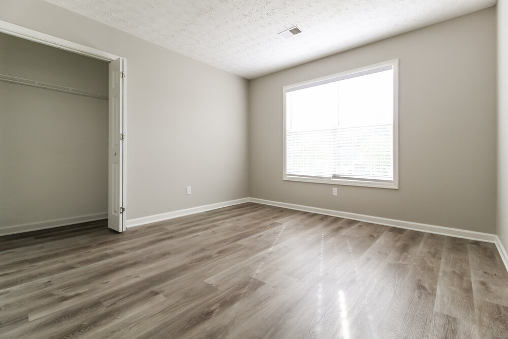 Building Photo - 1520 Rose Pointe Dr