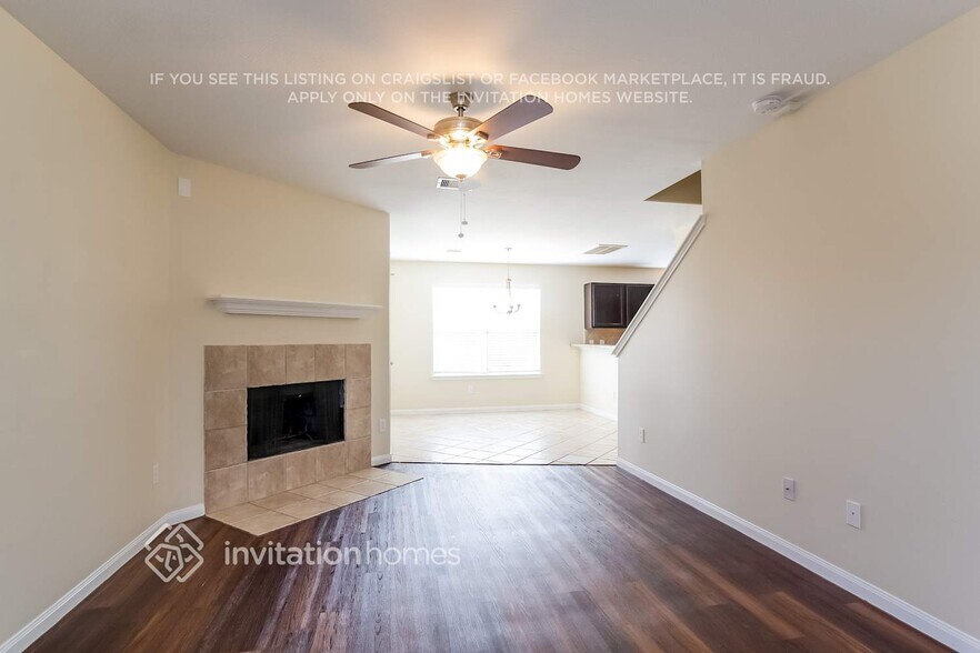 Building Photo - 13321 Enchanted Way