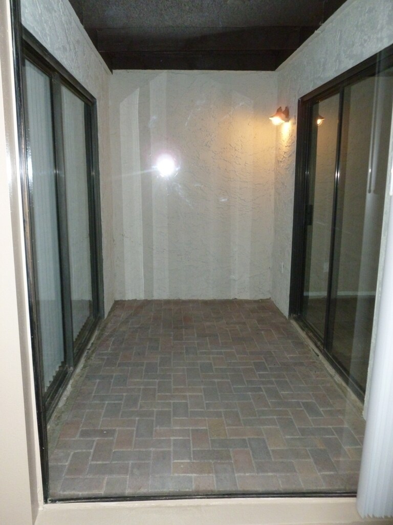 Building Photo - 3140 Sonata Dr