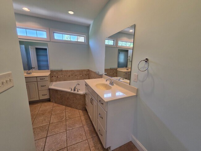 Building Photo - One Level Living in Cornerstone