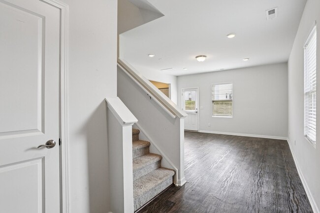 Building Photo - 2018 Sercy Dr