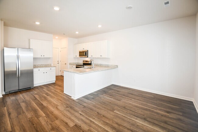 Building Photo - 130 Maple Spring Trl