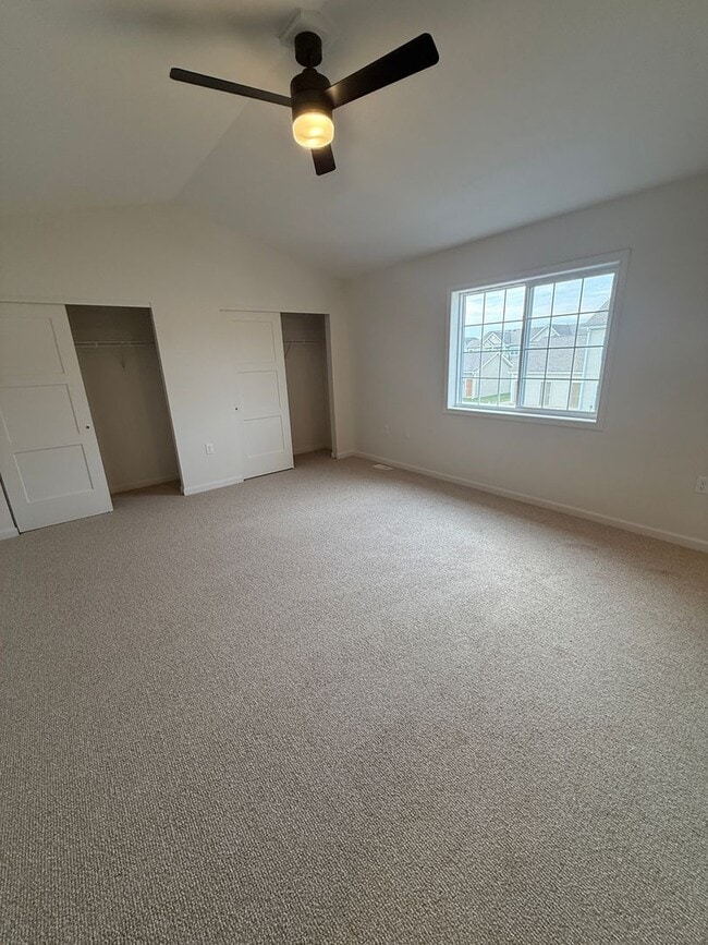 Building Photo - 65 Arthurian Way