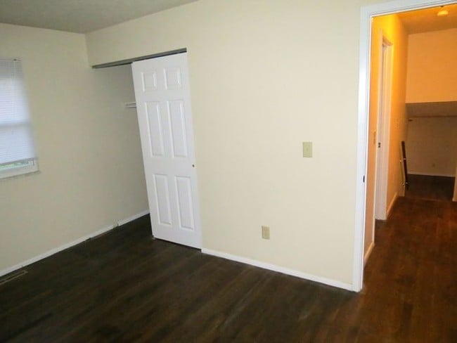 Building Photo - new rental in southern pines