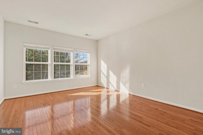 Building Photo - 4505 Henley Pl