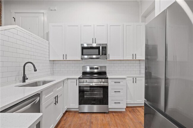 Building Photo - 360 Ponce De Leon Ave NE