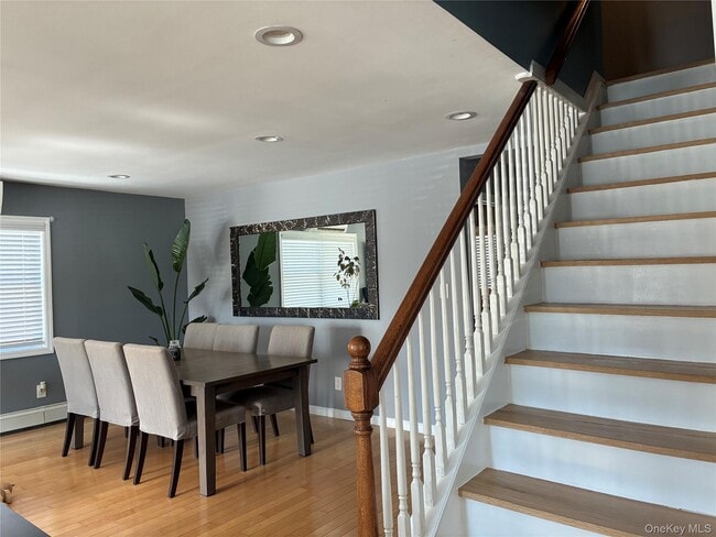 Building Photo - 65 Morning Glory Rd