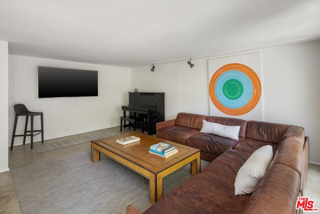 Building Photo - 30611 Las Estrellas Dr