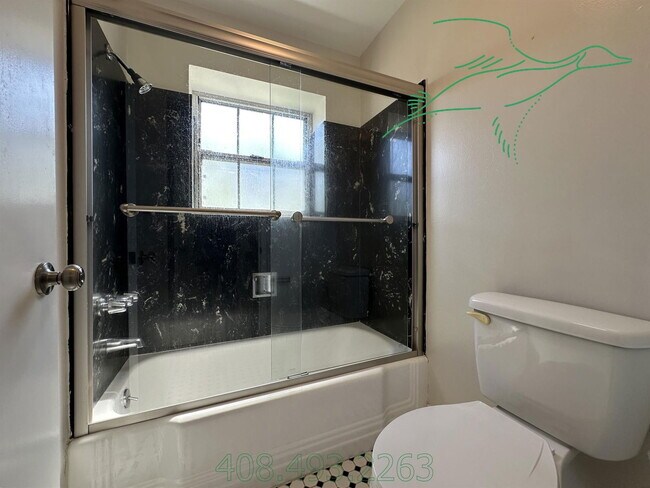 Building Photo - 1910 Mt Vernon Ct