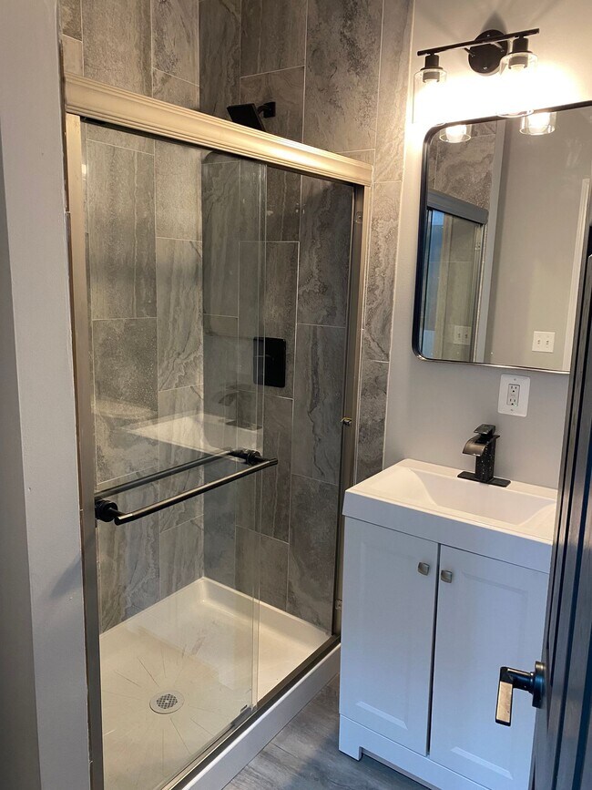 Building Photo - 2103 Belair Rd