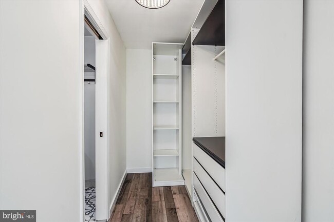 Building Photo - 6010 Sunset Ridge Ct