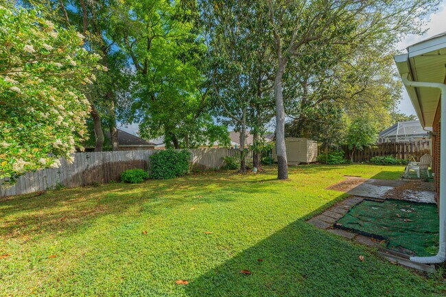 Building Photo - 1729 Wren Way