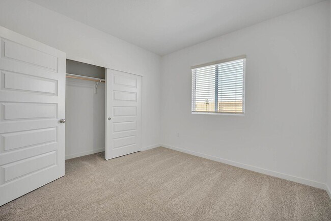 Building Photo - 4384 Arctic Tern Cir