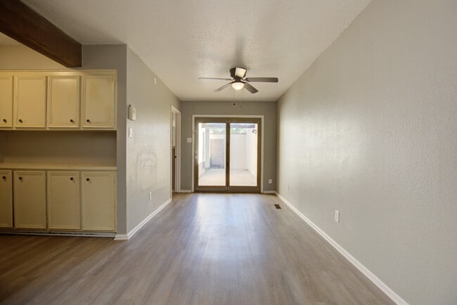 Building Photo - 5024 27th St