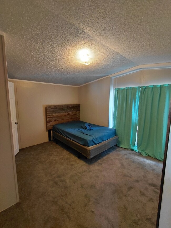 Building Photo - lot 28