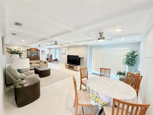 Building Photo - 2513 Gulf Blvd