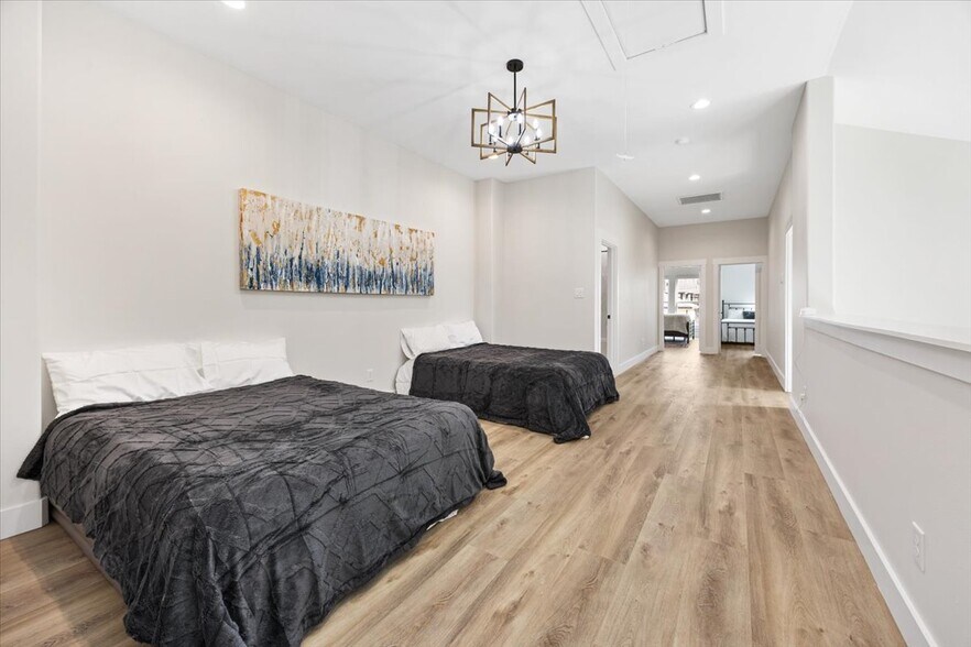 Building Photo - 2522 Park Row Ave