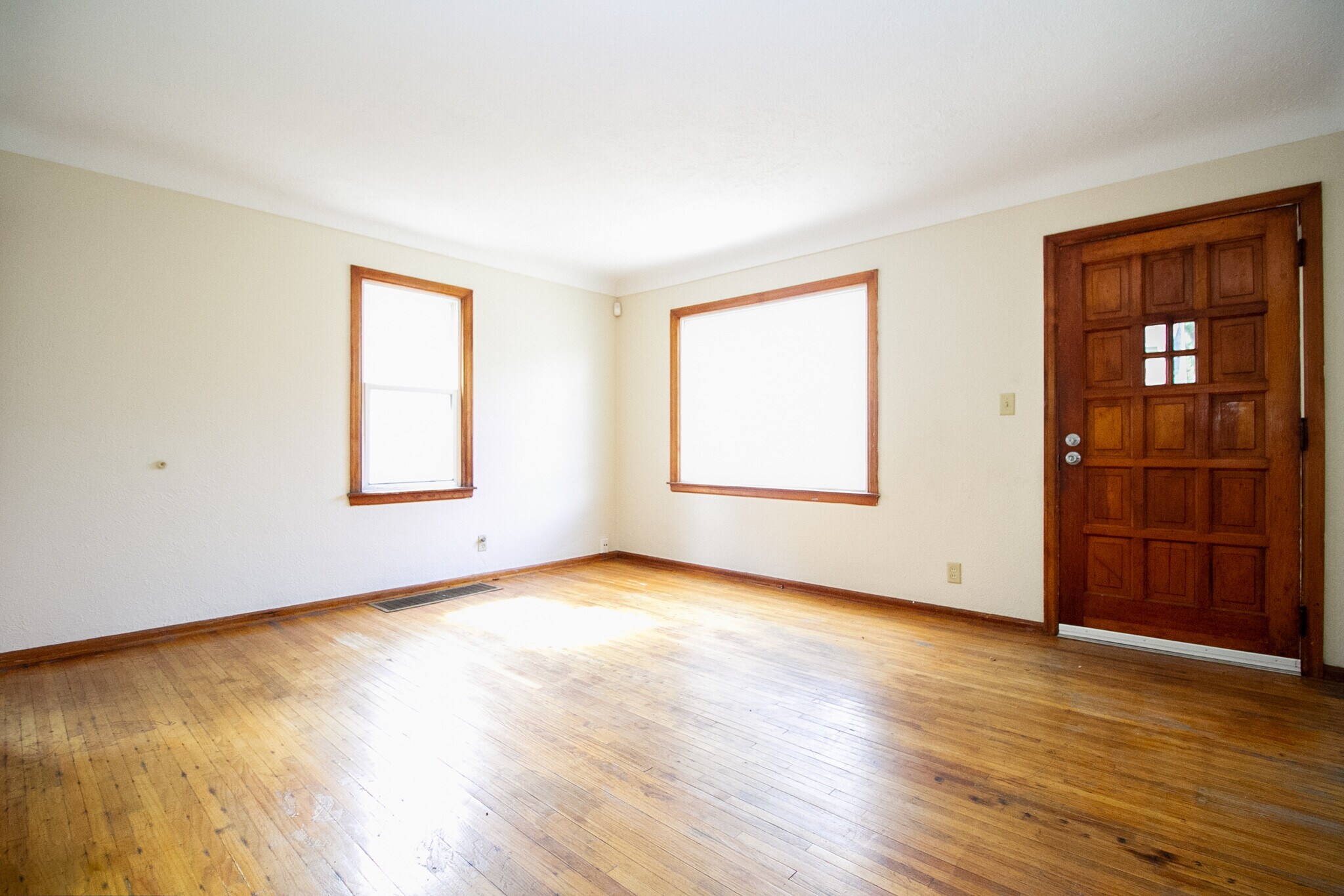 Building Photo - 1823 Marlow Rd