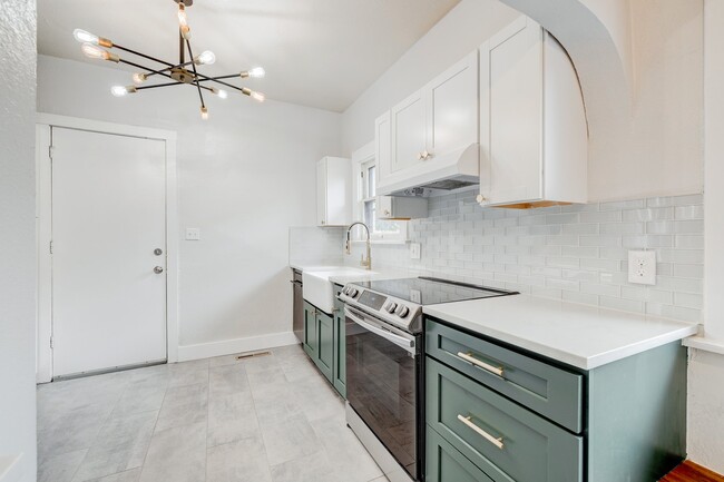 Building Photo - 3746 Zuni St