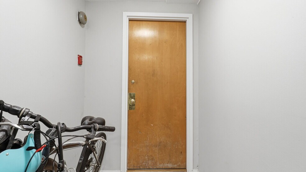 Front Entrance Door - 1450 Harvard St NW