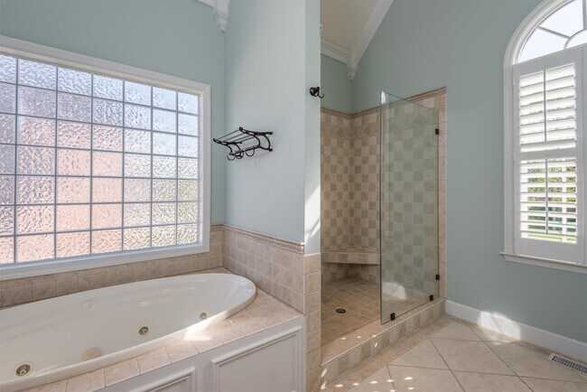 Building Photo - 1809 Abbey Wood Ln