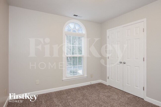 Building Photo - 1792 Glenridge Dr