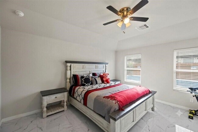 Building Photo - 2110 Artic Loon Dr