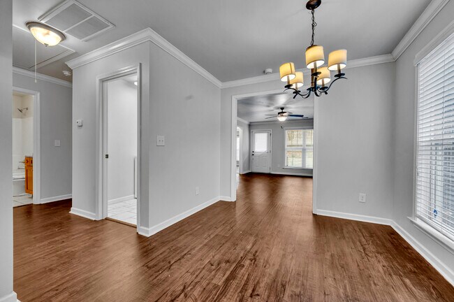 Building Photo - 6909 2nd Ave S