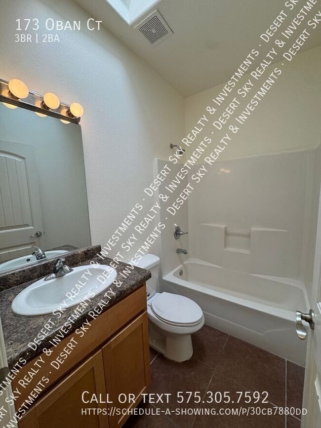 Building Photo - 173 Oban Ct