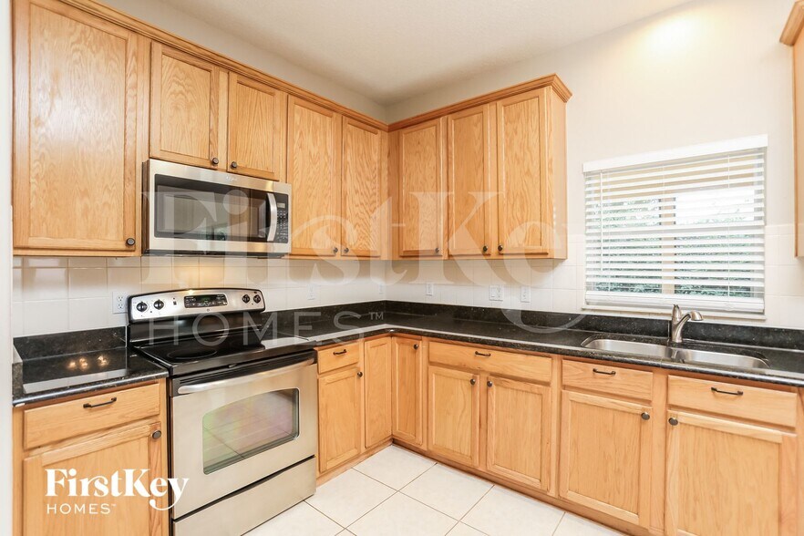 Building Photo - 2216 Cerberus Dr