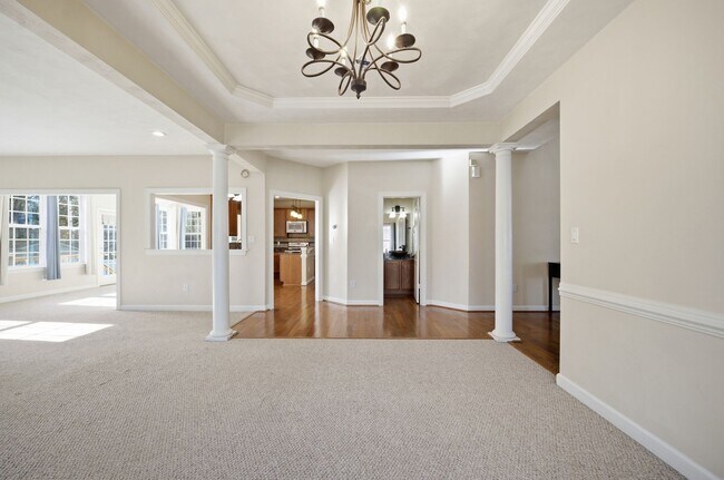 Building Photo - Quailshire Estates 4 Bed, 2.5 Bath Home in Chesapeake, VA