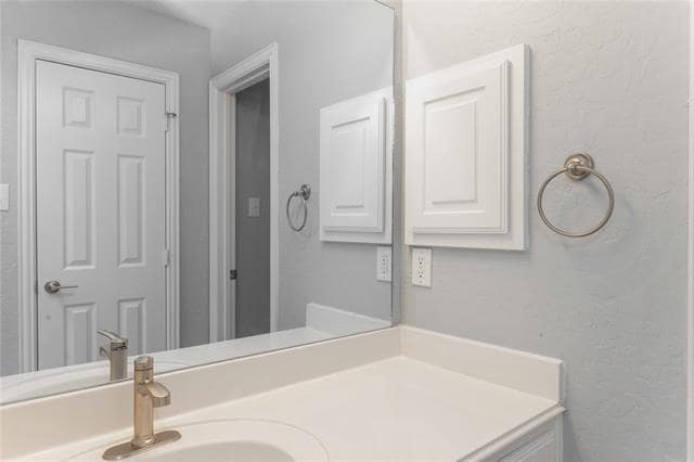 Building Photo - 1687 Sandstone Dr