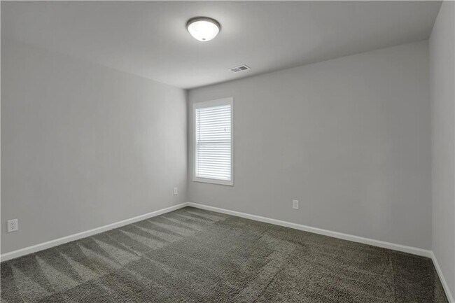 Building Photo - 551 Wagon Hill Ln