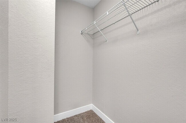 Building Photo - 456 Sellers Pl