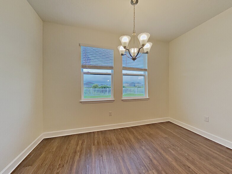 Building Photo - 960 Grafton Ridge Dr