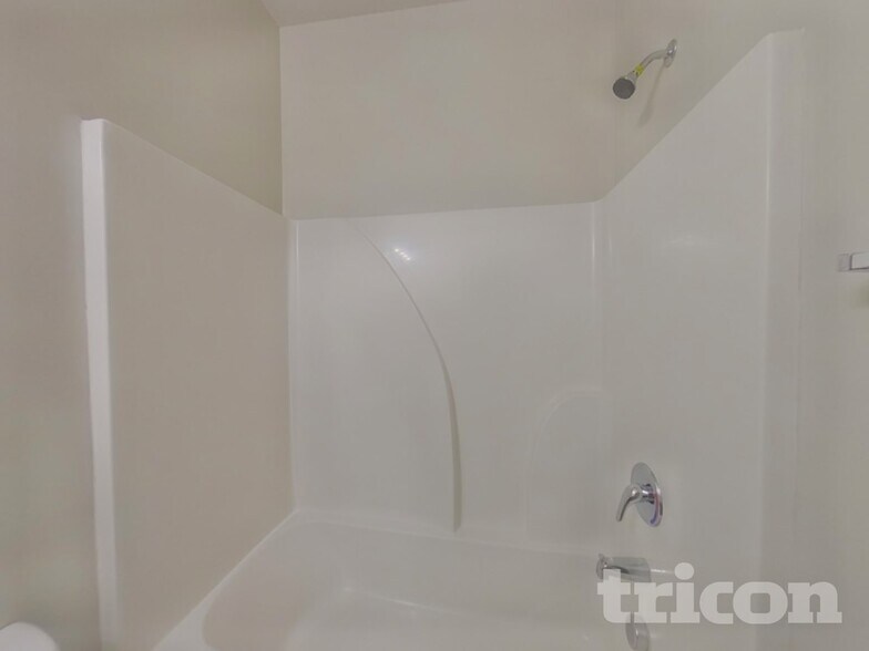 Building Photo - 64 Ledford Way