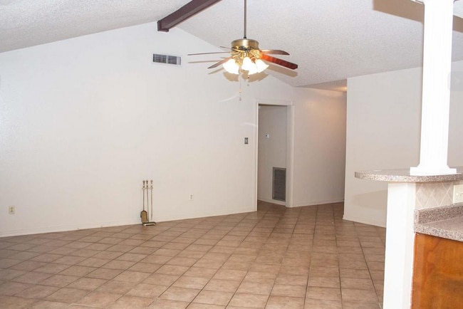 Building Photo - 9495 Landis Dr