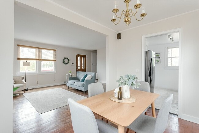 Building Photo - 205 Lattimore Rd