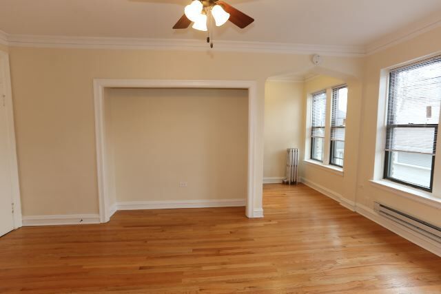 Building Photo - 4617 N Paulina St