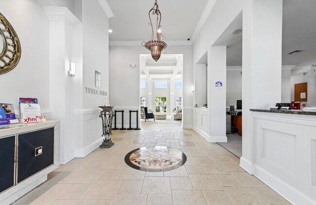 Building Photo - 2038 Alta Meadows Ln