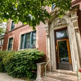 Building Photo - 5756 S Kenwood Ave