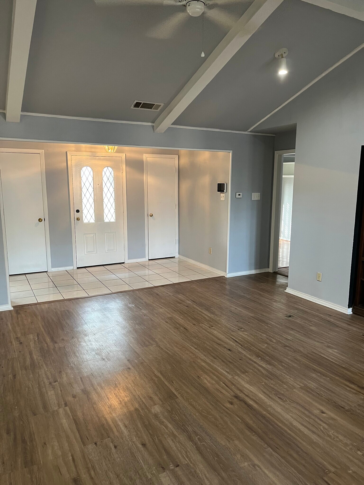 Building Photo - 2304 Canyon Valley Trl