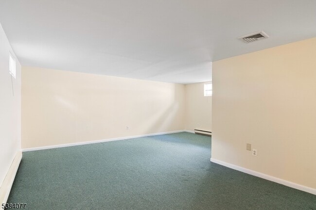Building Photo - 4 White Birch Trail