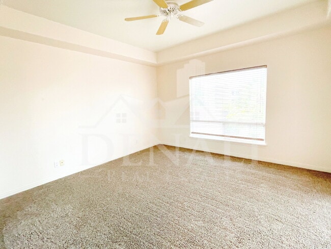 Building Photo - 16044 E Sunflower Dr