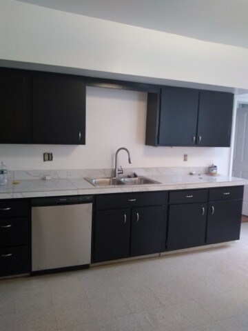 Building Photo - 313 Rutger St