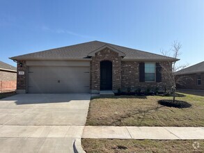 Building Photo - 376 Wildrose Cir