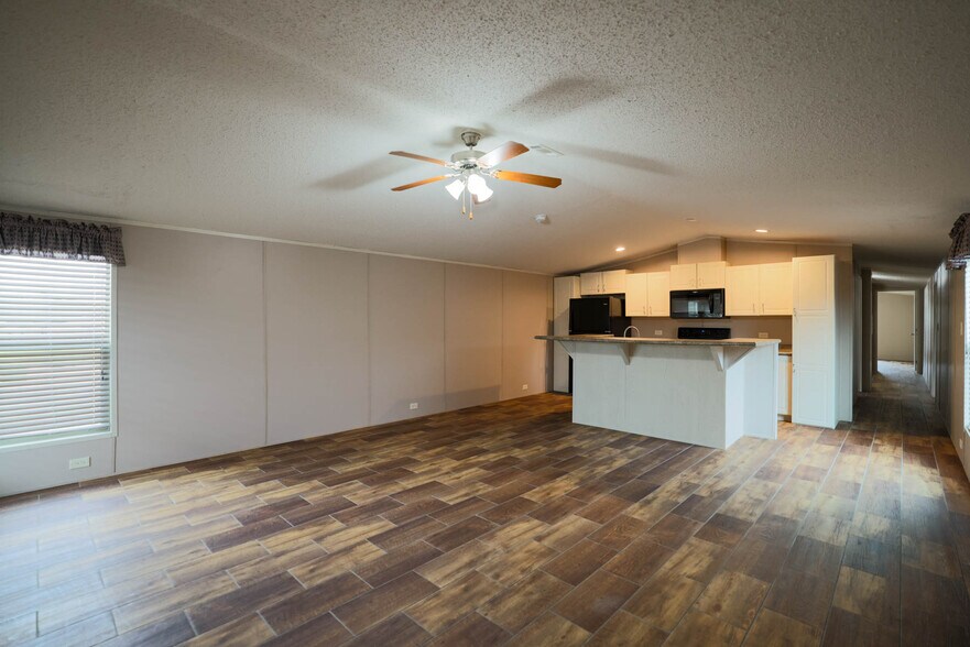 Living room - 1225 Orizaba