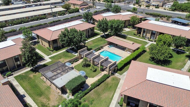 Building Photo - 31200 Landau Blvd