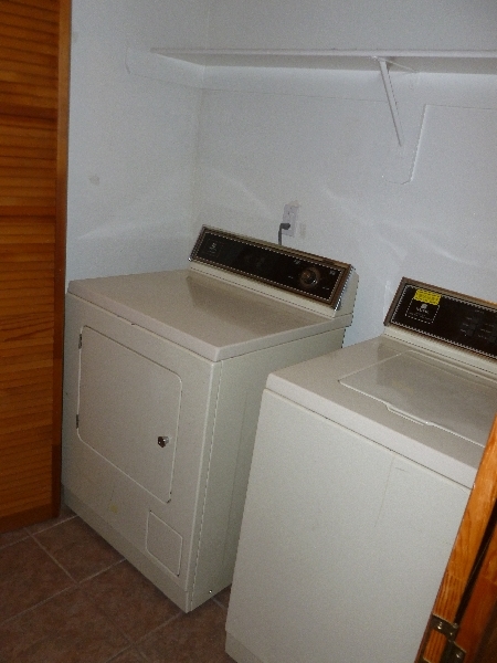 washer and dryer - 4748 W 170th St