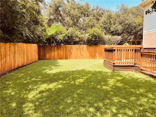 Building Photo - 1411 Hunter Ace Way